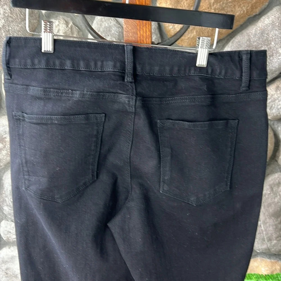 Maurices Black Denim Ankle Skinny Jeans Size 14W - Picture 6 of 8